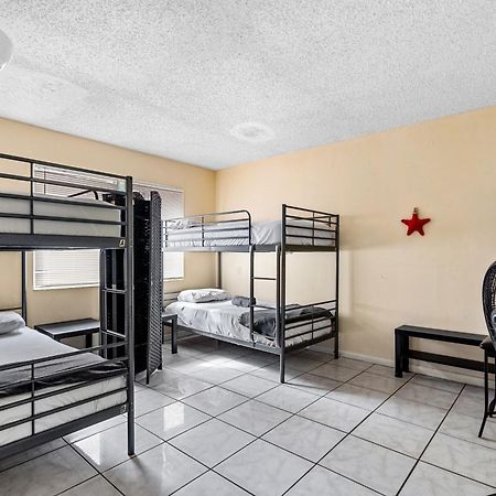 Crocodhouse Early Check In Eight Years Hosting Hostel Φορτ Λόντερντεϊλ Εξωτερικό φωτογραφία