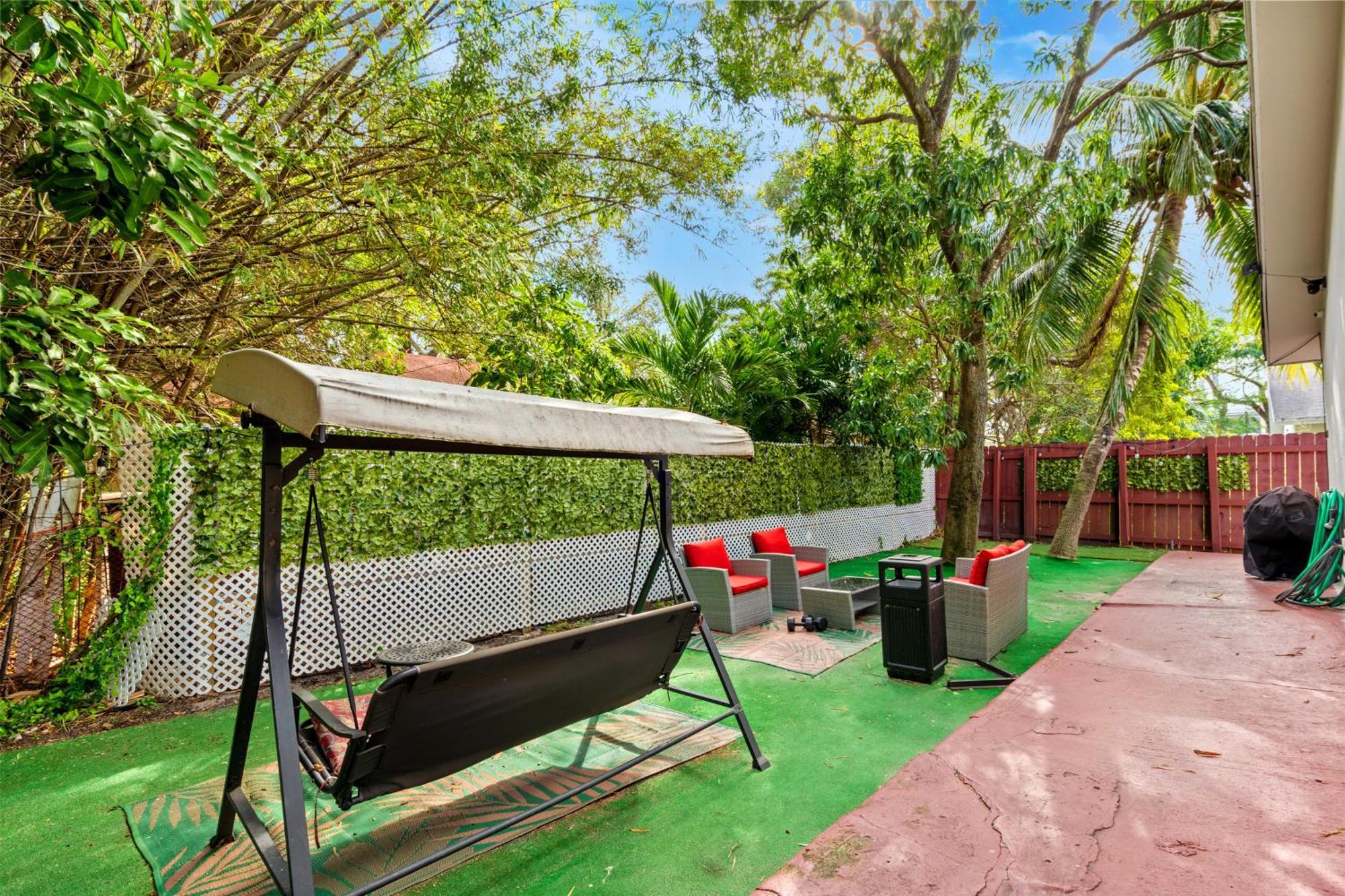 Crocodhouse Early Check In Eight Years Hosting Hostel Φορτ Λόντερντεϊλ Εξωτερικό φωτογραφία